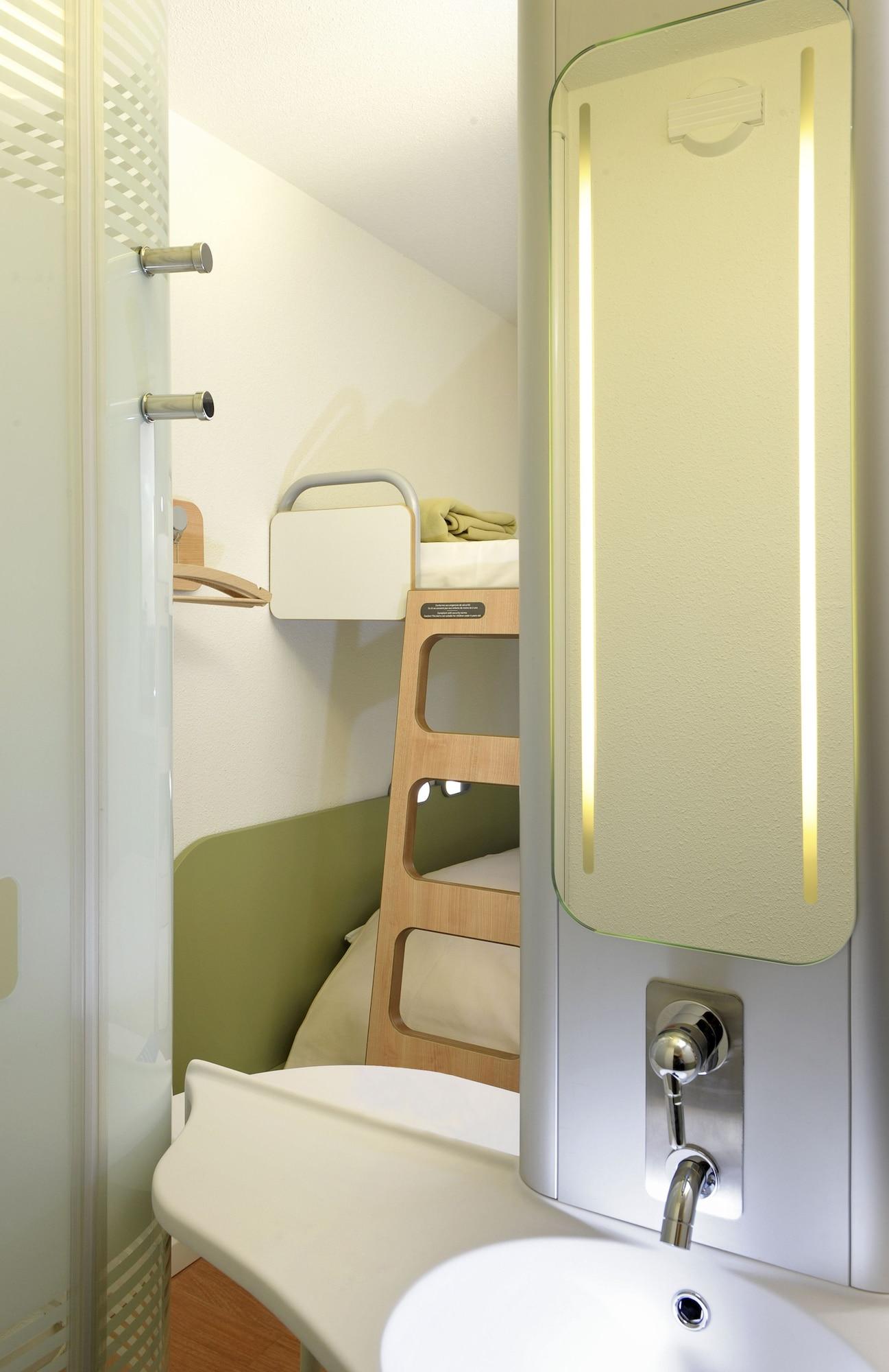 Ibis Budget Toulouse Aeroport Blagnac Bagian luar foto