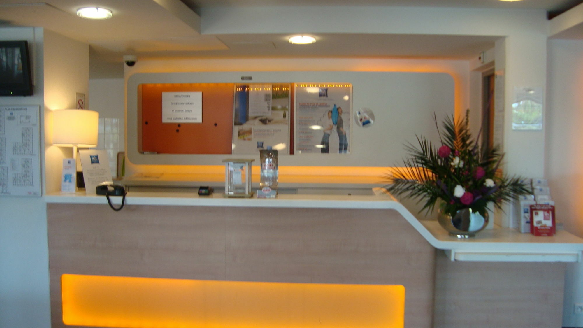 Ibis Budget Toulouse Aeroport Blagnac Bagian luar foto